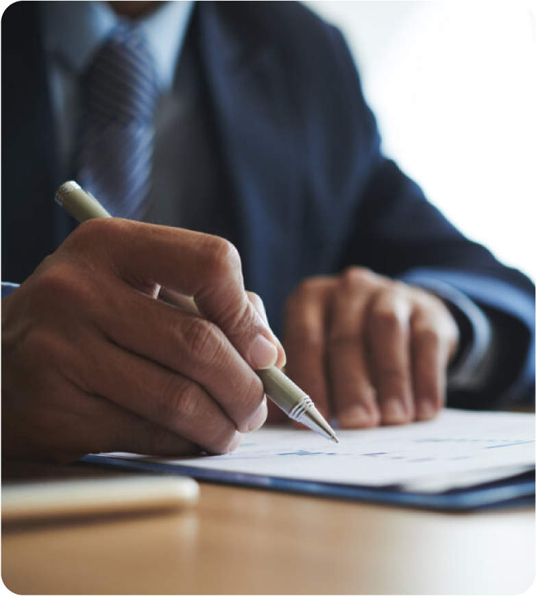 Foto de mano con bolígrafo